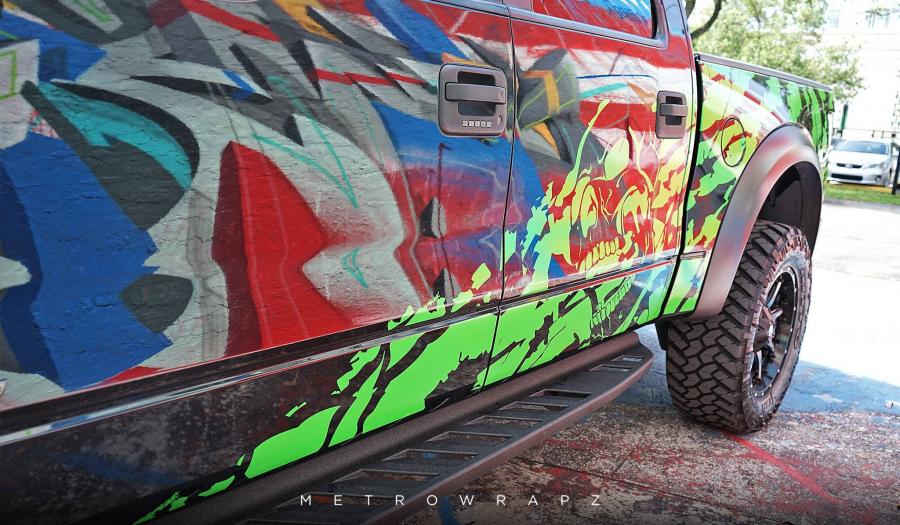 Детали экстерьера Ford F-150 Raptor by MetroWrapz 2016 года  (фото 3 из 4)